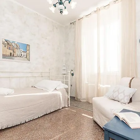 A Spiaggia, Seafront With The 10 Steps Away * Savone
