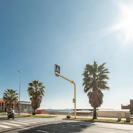 A Spiaggia, Seafront With The 10 Steps Away