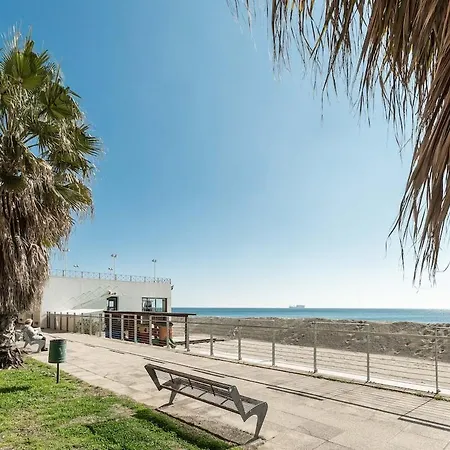 A Spiaggia, Seafront With The 10 Steps Away *